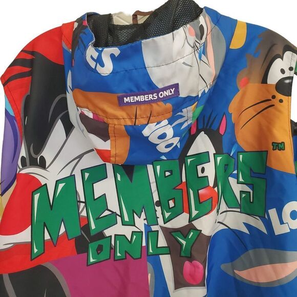 Members Only Mens size Small Looney Tune hooded Windbreaker Jacket Bugs Bunny - Picture 10 of 16